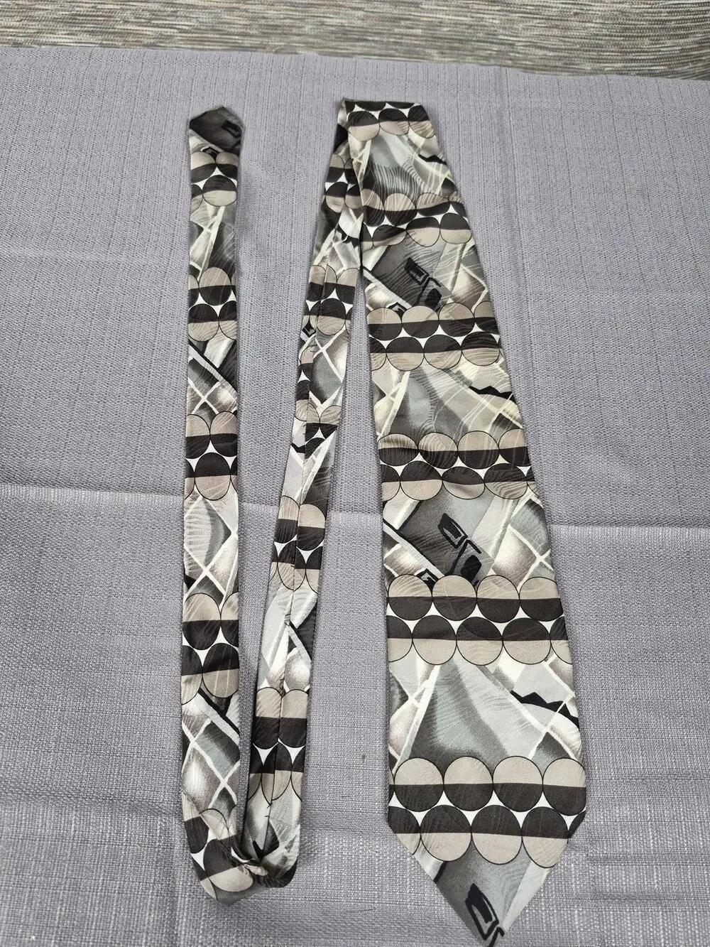 Geometric Abstract Circle Print Tie Mens Gray Classic Pointed Necktie One Size